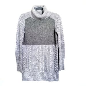 Banana Republic Mixed Stitch Turtleneck Sweater S